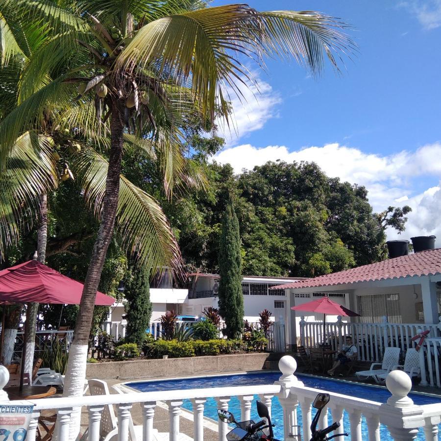 Hotel Casa Quinta Marbella - Мельгар Екстер'єр фото